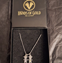 Jewelry showcase from Hands of Gold gallery image 5
